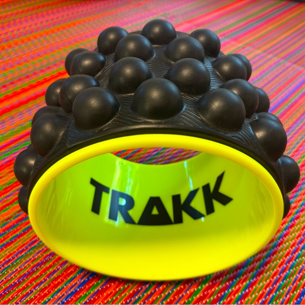 TRAKK ACCU-WHEEL Foam Roller Recovery Wheel for Muscle Pain Relief, Black